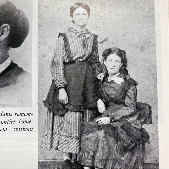 Vintage Book Pioneer Women Voices from Kansas Frontier by Joanna L. Stratton - Picture 7 of 11